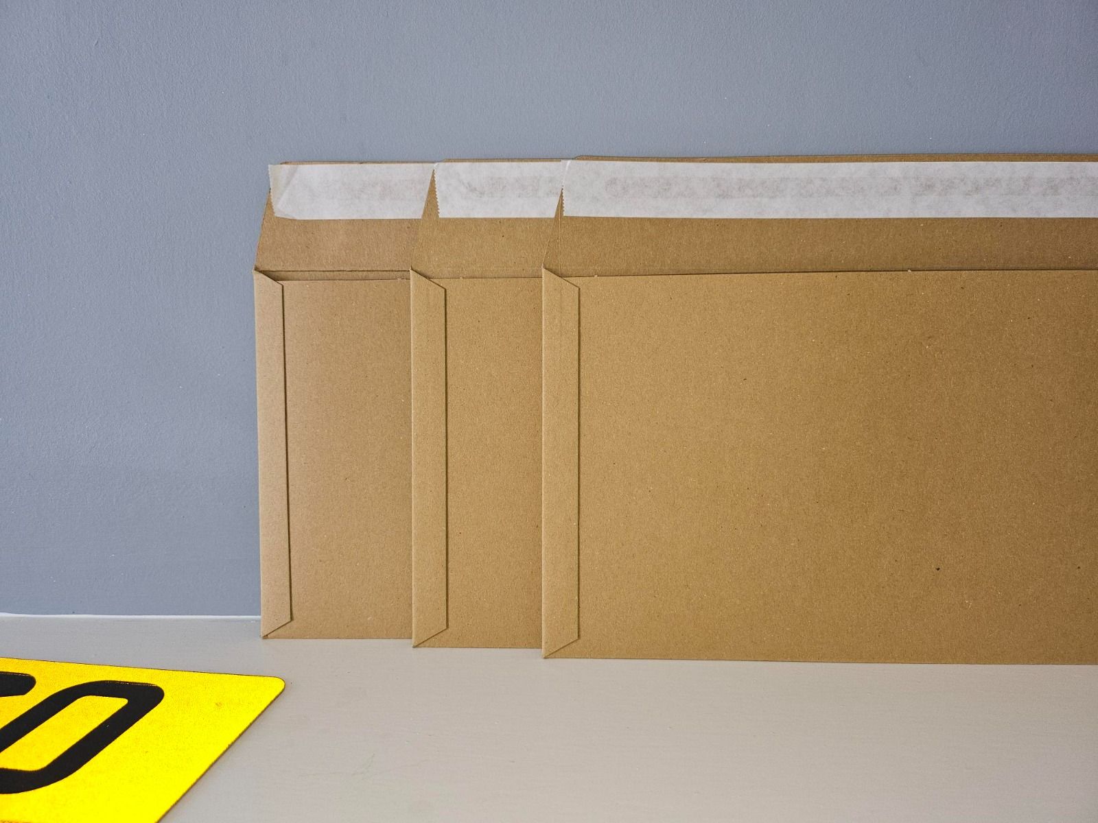 Board Numberplate Mailing Envelope - 560 x 180+ 50mm
